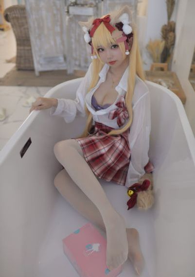 被滋润的少妇疯狂呻吟在线观看