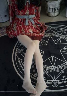 女野人艳史无删减版