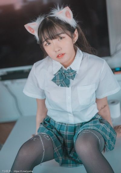 4个少妇按摩做爰